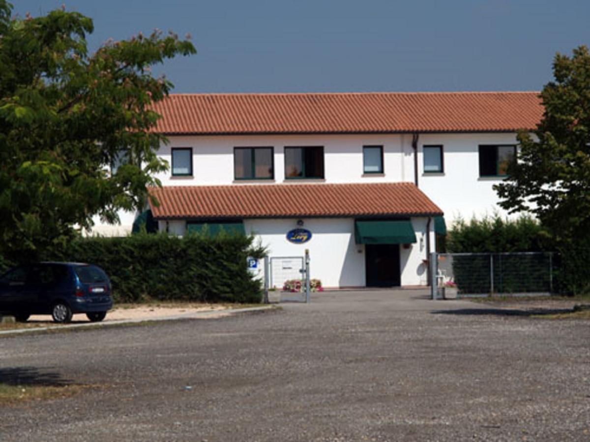 Hotel Lory Ficarolo Luaran gambar
