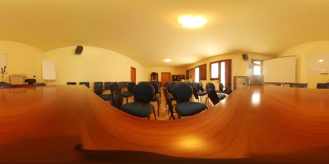 Hotel Lory Ficarolo Luaran gambar